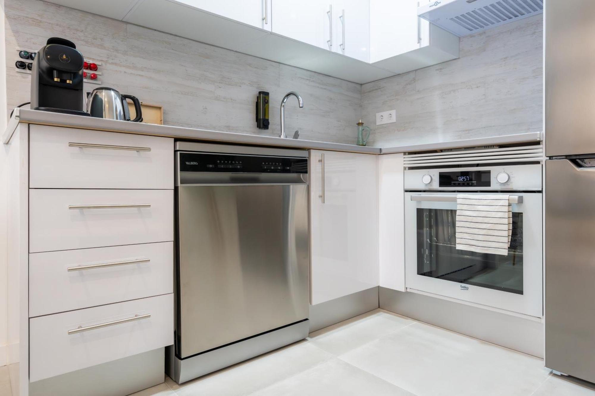 Lemon Apartment & Hotels Bernabeu Madrid Luaran gambar