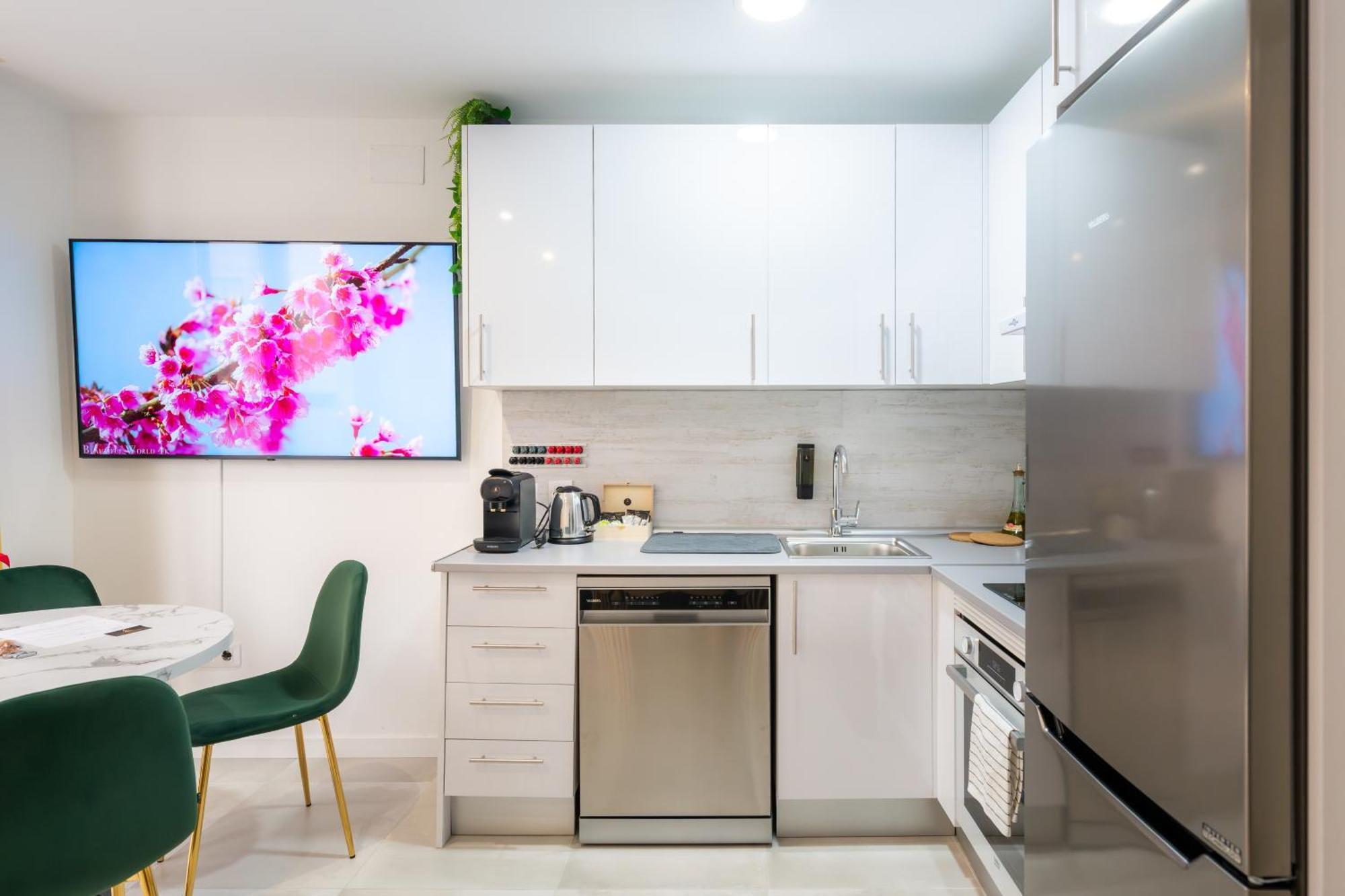 Lemon Apartment & Hotels Bernabeu Madrid Luaran gambar
