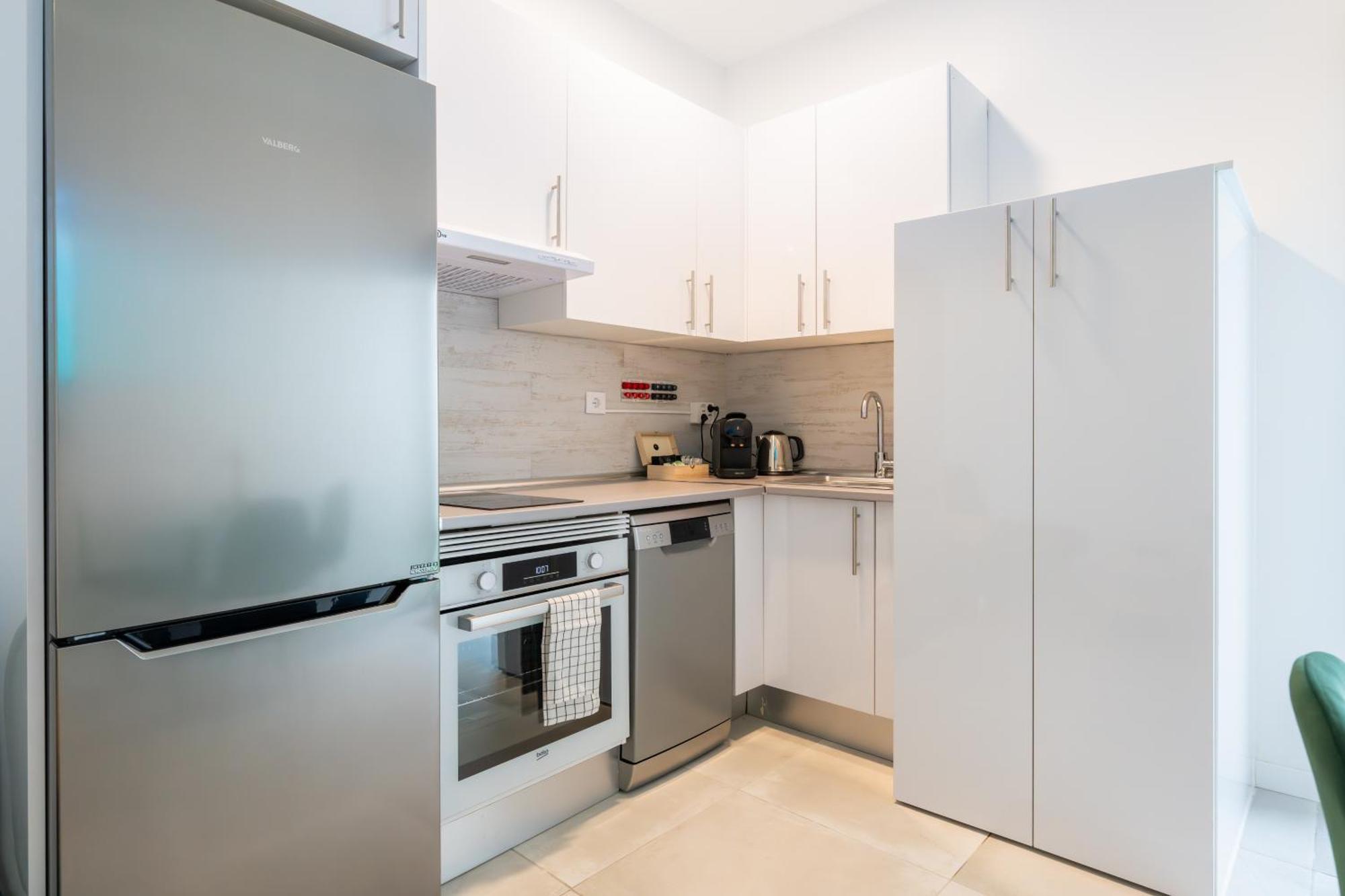 Lemon Apartment & Hotels Bernabeu Madrid Luaran gambar